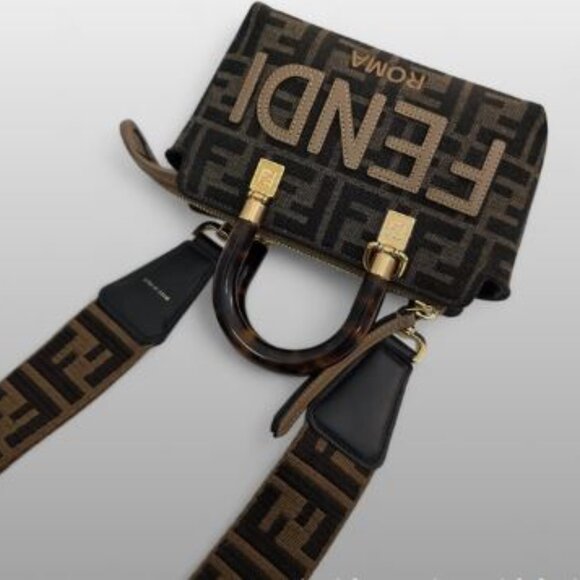 AUTHENTIC MINI FENDI by the way Bag - comes with 2 Straps and a Fendi bag! - Picture 13 of 16